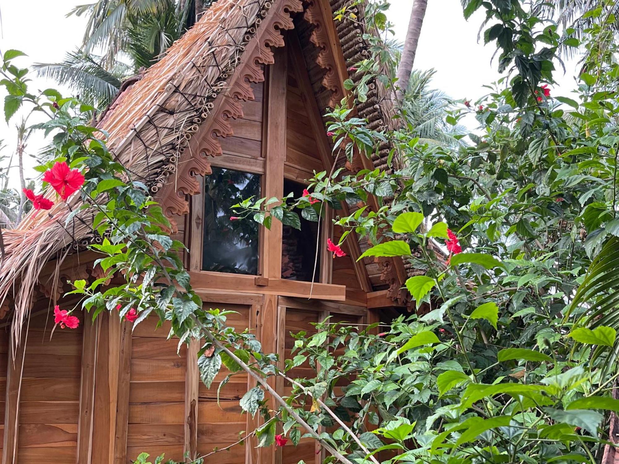 Louka Beach Bali Tianyar Exterior photo