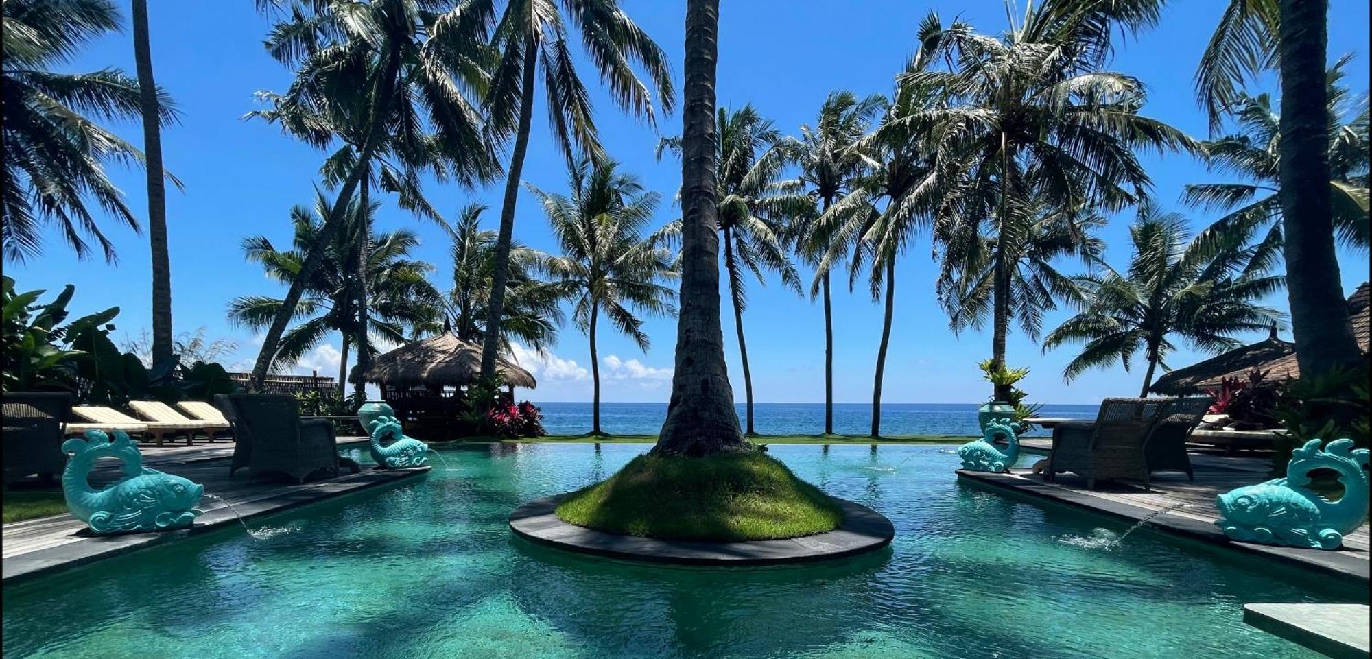 Louka Beach Bali Tianyar Exterior photo