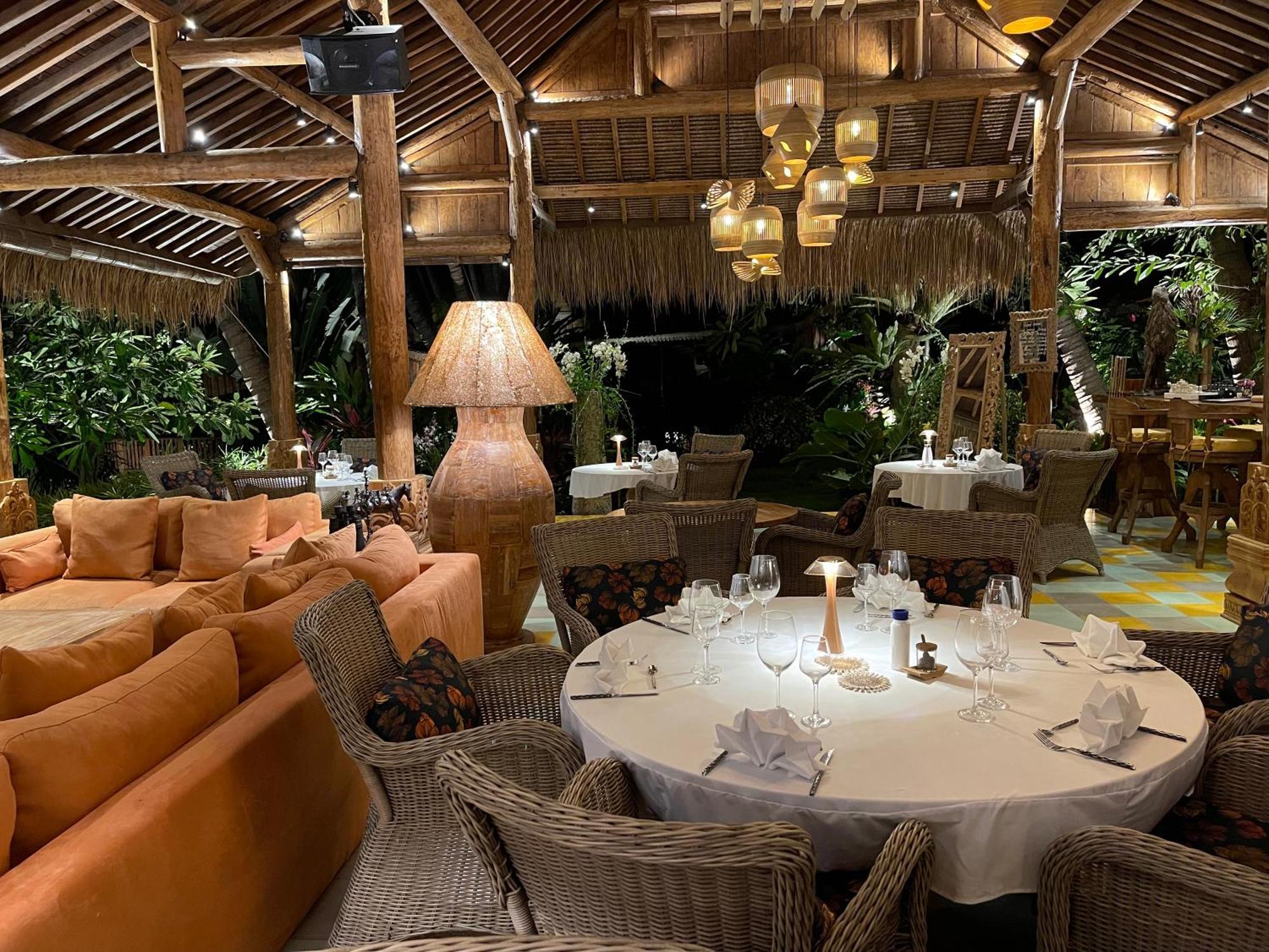 Louka Beach Bali Tianyar Exterior photo