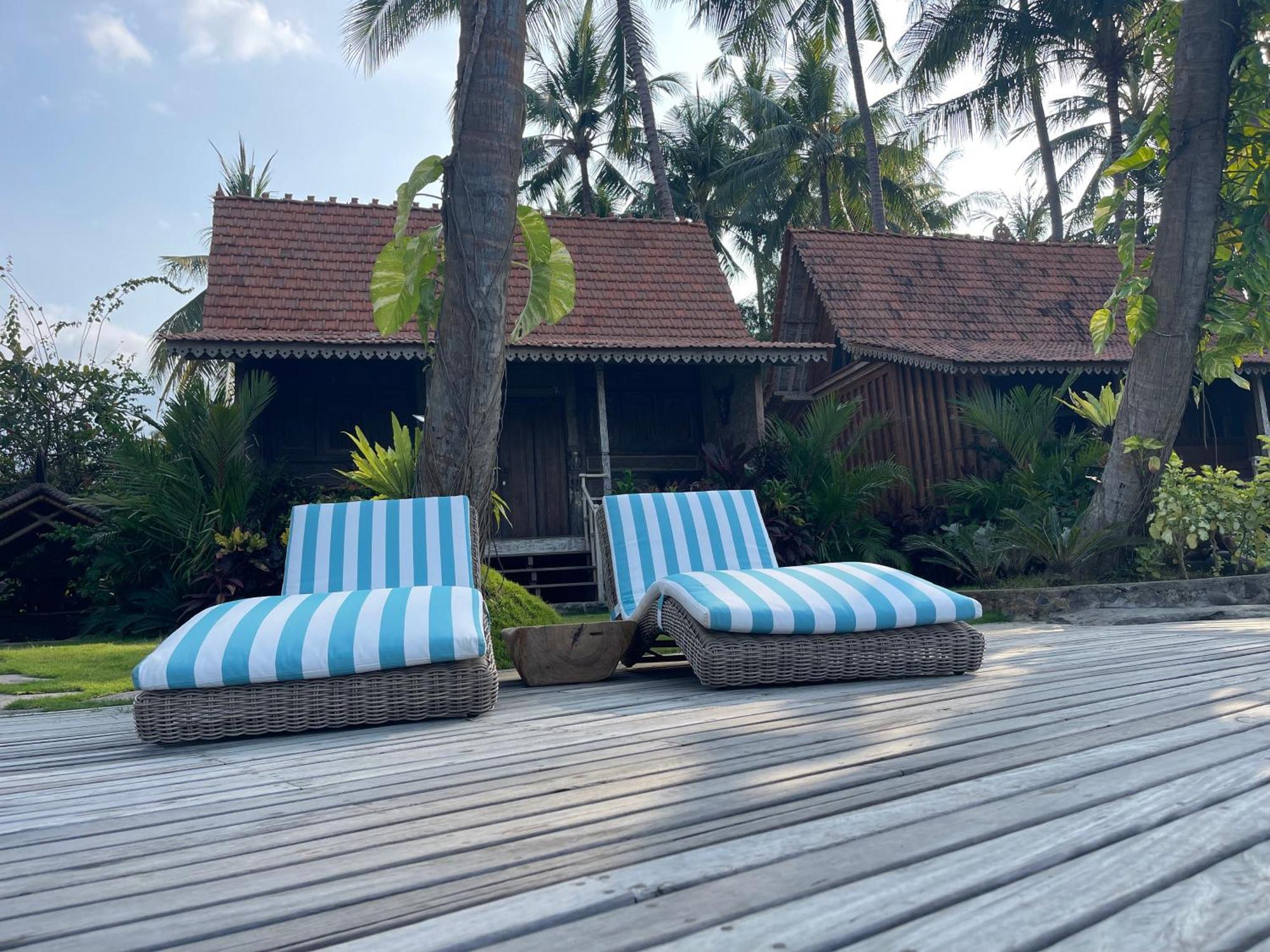Louka Beach Bali Tianyar Exterior photo