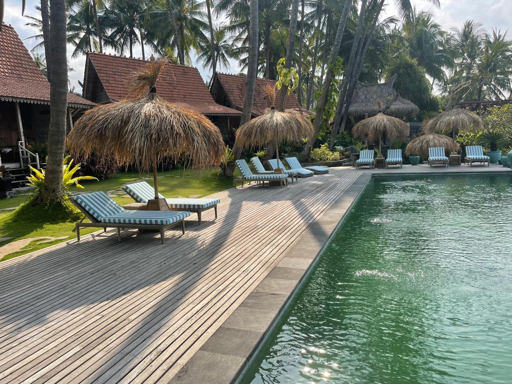 Louka Beach Bali Tianyar Exterior photo