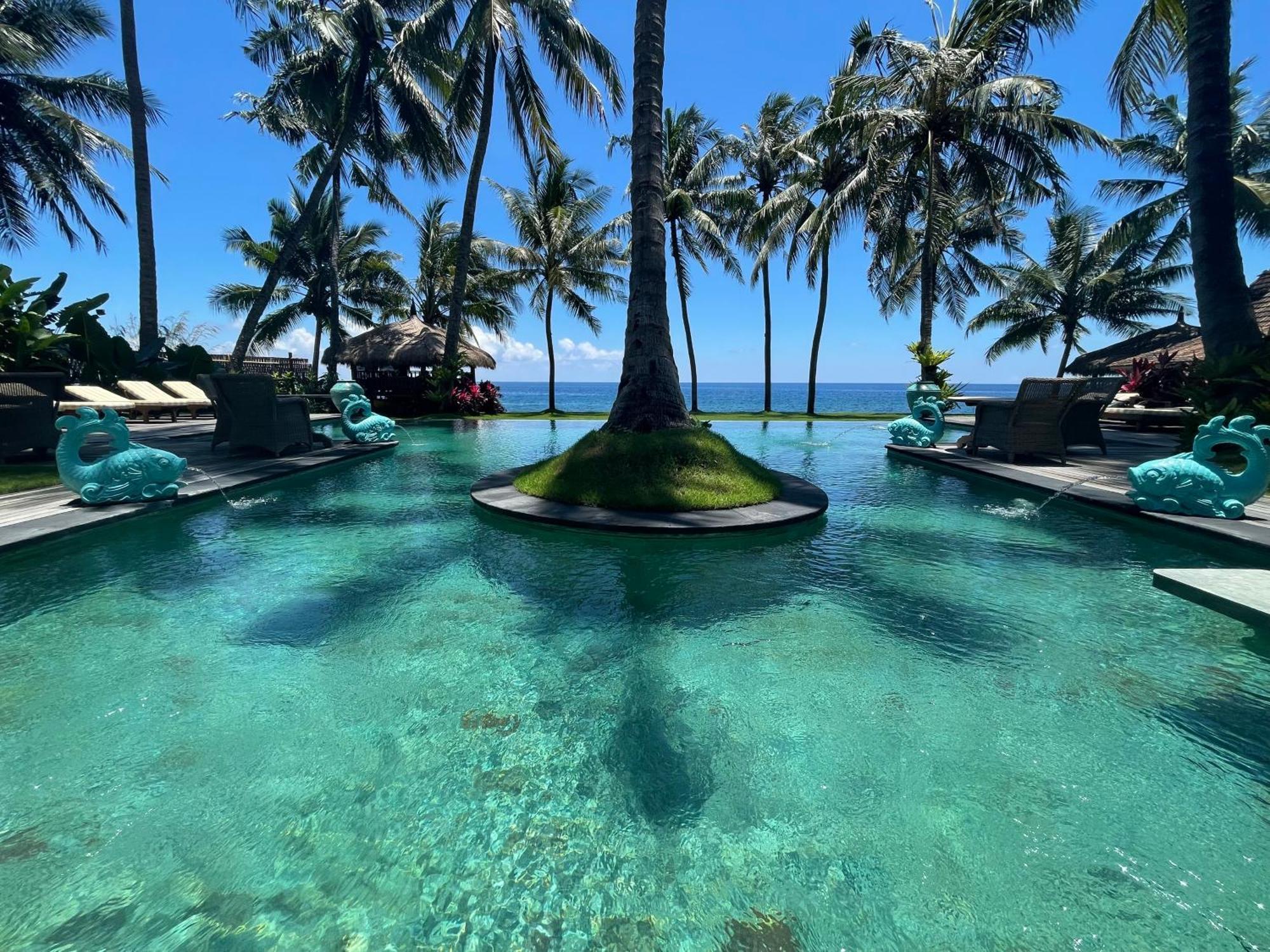 Louka Beach Bali Tianyar Exterior photo